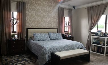 SEA CONFIABLE VENDE CASA EN DORAL