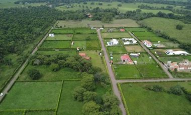 lote en venta en vereda los medios. Cod V1080048