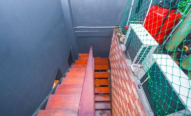 Rumah 3 Lt dekat Pintu Tol Kukusan Siap Huni Dibantu KPR J-46477