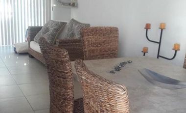 Renta vacacional casa en condominio, fracc . en frente de playa