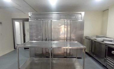 LOCAL COMERCIAL EN ARRIENDO UBICADO EN LAURELES SECTOR SURAMERICA