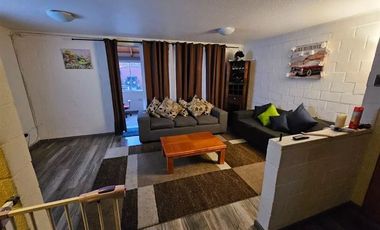 Casa en venta en renca 3 D 2 B