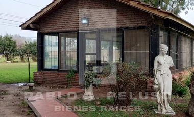 QUINTA CON QUINCHO Y PISCINA, CASA 4 AMBIENTES Y CASA DE CASEROS. PONTEVEDRA, MERLO. ZONA OESTE. BUENOS AIRES