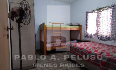 QUINTA CON QUINCHO Y PISCINA, CASA 4 AMBIENTES Y CASA DE CASEROS. PONTEVEDRA, MERLO. ZONA OESTE. BUENOS AIRES