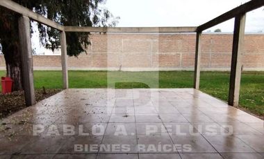 QUINTA CON QUINCHO Y PISCINA, CASA 4 AMBIENTES Y CASA DE CASEROS. PONTEVEDRA, MERLO. ZONA OESTE. BUENOS AIRES