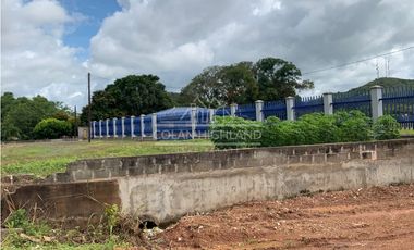 Se Vende Terreno de 16,823 m2 en Aguadulce