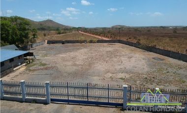 Se Vende Terreno de 16,823 m2 en Aguadulce