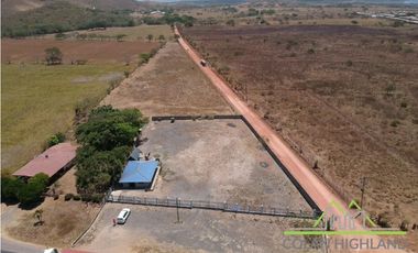 Se Vende Terreno de 16,823 m2 en Aguadulce