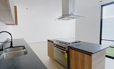 venta de casa en forja real a un lado de villa magna