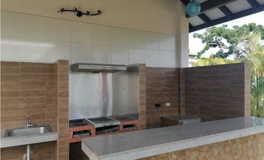 CASA DE PLAYA CON PISCINA PRIVADA POR TEMPORADAS