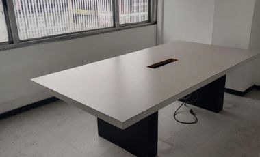 oficina en arriendo/venta en centro. Cod A23755