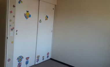 Vendo hermosa, amplia casa de 3 pisos, Belloto Norte