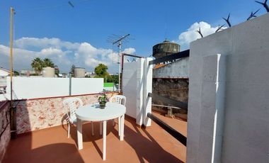 Casa con Departamento en venta en Quilmes Oeste Centro