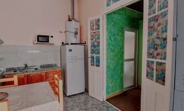 Casa con Departamento en venta en Quilmes Oeste Centro