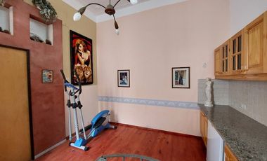 Casa con Departamento en venta en Quilmes Oeste Centro