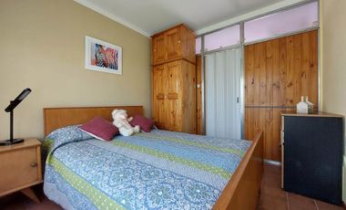 Casa con Departamento en venta en Quilmes Oeste Centro
