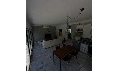 VENTA HERMOSA CASA CON VISTA A LA SIERRA