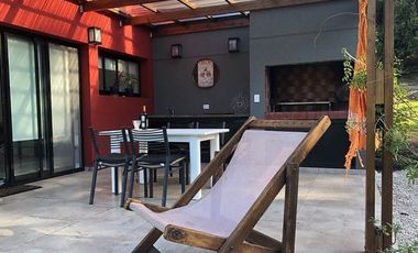 VENTA HERMOSA CASA CON VISTA A LA SIERRA