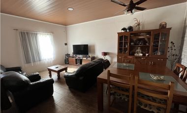 Vendo Casa con pileta en San Justo, Entre Ríos.