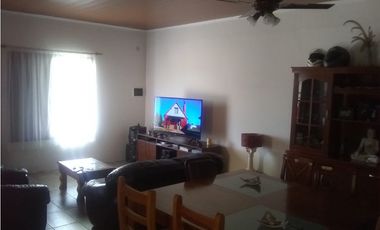 Vendo Casa con pileta en San Justo, Entre Ríos.