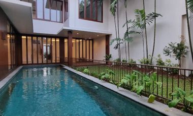 DIJUAL RUMAH at Jl BUNGA CEMPAKA, CIPETE, CILANDAK, JAKSEL