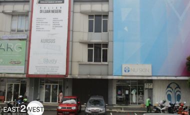 Disewakan Ruko Alam Sutera Trade Centre Tangerang Selatan Area Ramai Strategis Murah 3 Lantai