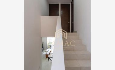 CASA EN VENTA TEMOZON NORTE