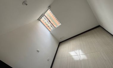apartamento en arriendo en la prosperidad - madrid - cundinamarca. Cod A121603