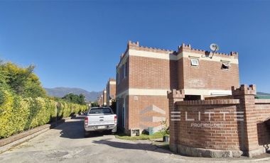 Casa en Venta en (RBR) Merced 507 - Condominio Torreones de Merced - Quillota