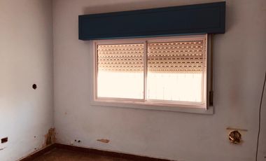 SE VENDE CASA EN AV. CASEROS AL 1200 DE VIEDMA
