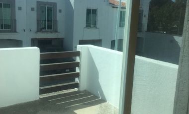 Casa en venta ubicada en Cedros Residencial a un costado de Universidad Cuahutemoc al norte de Aguascalientes