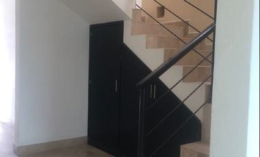 Casa en venta ubicada en Cedros Residencial a un costado de Universidad Cuahutemoc al norte de Aguascalientes