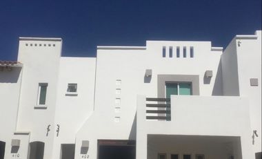 Casa en venta ubicada en Cedros Residencial a un costado de Universidad Cuahutemoc al norte de Aguascalientes