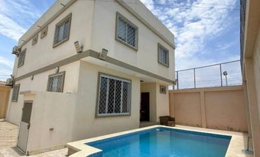 Alquiler Vacacional Casa Playas con piscina, capacidad 13 personas