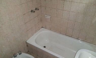 Departamento Tipo Casa en venta en Quilmes Oeste