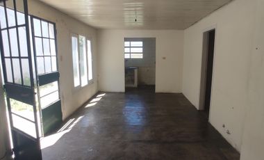 ALQUILO LOCAL COMERCIAL CON DEPTO (AMPLIO TERRENO) NECOCHEA