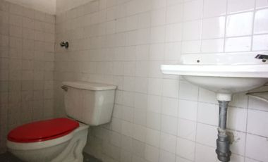 casa en venta en lleras. Cod V30147