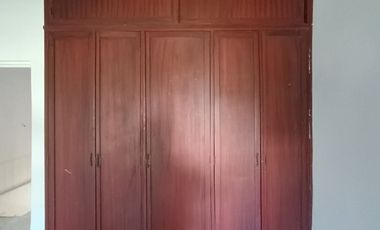 casa en venta en lleras. Cod V30147