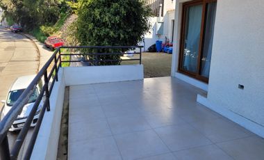 Se vende espaciosa casa cercano a plaza Miraflores