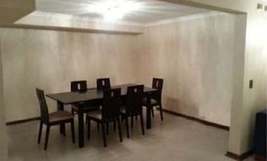 Se vende espaciosa casa cercano a plaza Miraflores