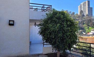 Se vende espaciosa casa cercano a plaza Miraflores