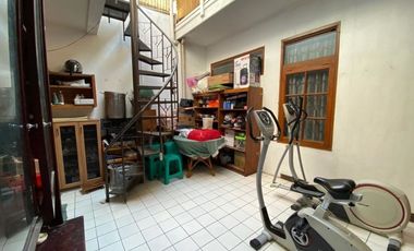 Turun Harga rumah exclusive Nusa Sari Citeureup Cimahi tanah luas