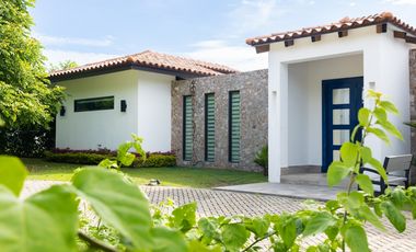 Venta de casa de playa, Punta Barco Village