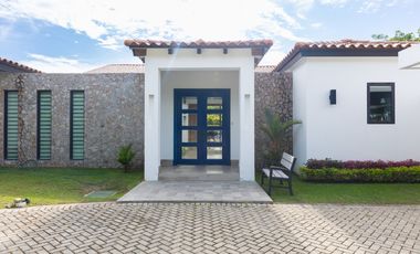 Venta de casa de playa, Punta Barco Village