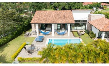 Venta de casa de playa, Punta Barco Village