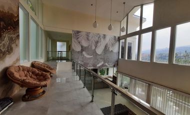 Villa lux minimalis nuansa sejuk view alam Lokasi buni wangi Lembang LT 1400 LB 900 Full furnish Harga 12M 6KT 6KM