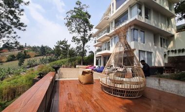 Villa lux minimalis nuansa sejuk view alam Lokasi buni wangi Lembang LT 1400 LB 900 Full furnish Harga 12M 6KT 6KM
