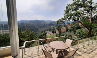 Villa lux minimalis nuansa sejuk view alam Lokasi buni wangi Lembang LT 1400 LB 900 Full furnish Harga 12M 6KT 6KM