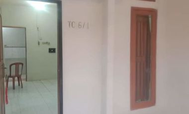 Rumah Hook Di Persada Banten Dekat Universitas Soetomo