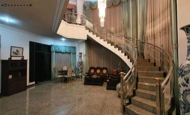 villa Full furnish Tretes, pandaan